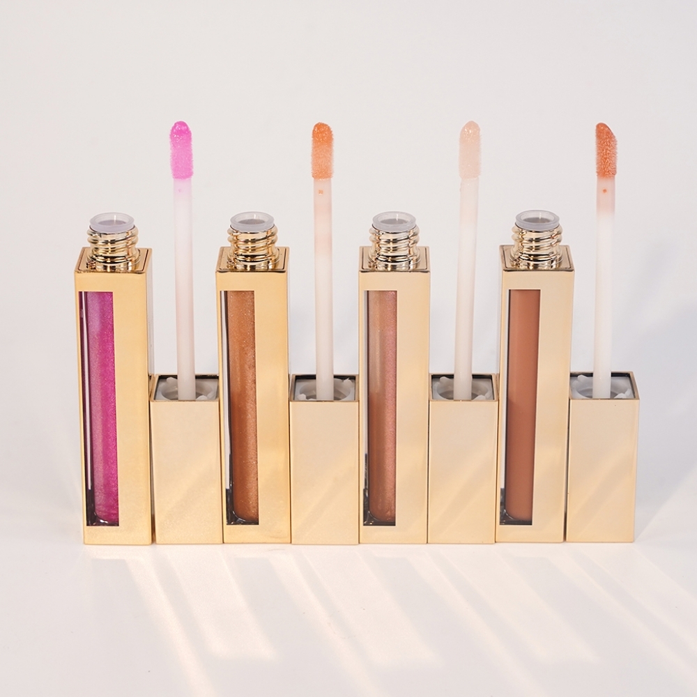 NEW Luxurious Lip Gloss